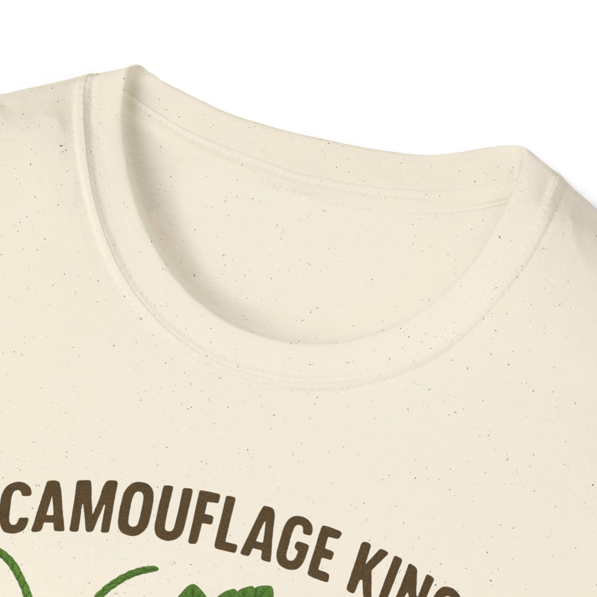 Siliquofera Grandis Giant Hooded Katydid - Camouflage King T-Shirt